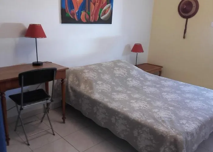 Le Calme Au Coeur De La Apartment Nimes